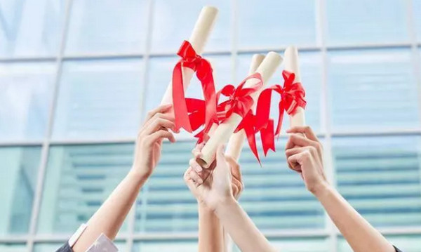 配图1 云和有话说之学员专访.jpg